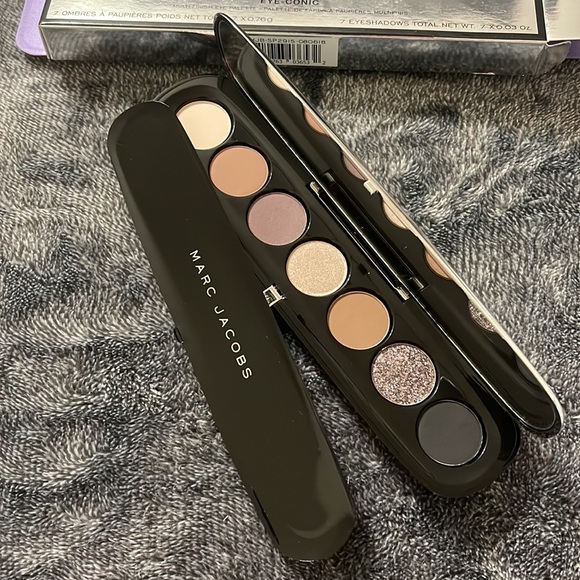 Marc Jacobs Beauty Eye-Conic 820 Steel(etto) - Picture 4 of 7